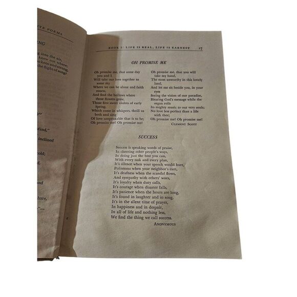 The family album of favorite poems edited by P. Edward Ernest book - Picture 6 of 6
